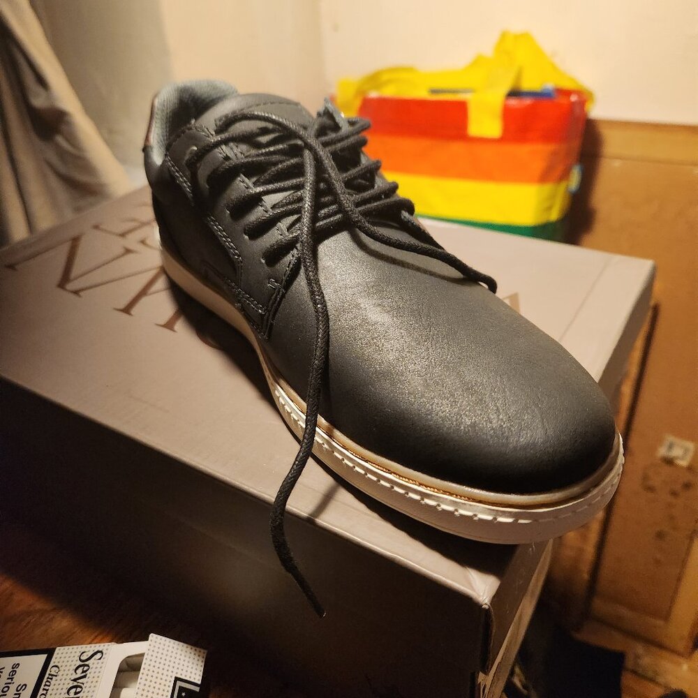 Crown Vintage Mens Size 8M